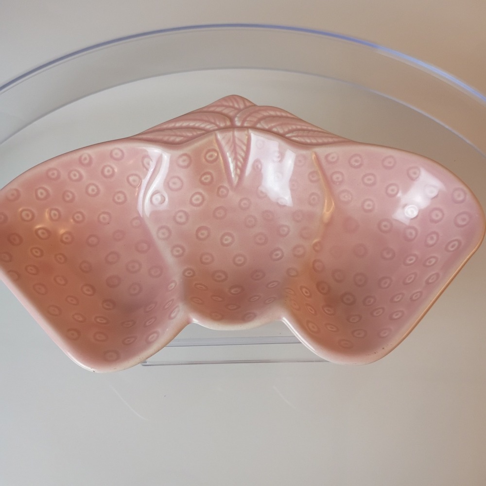 Vintage Belmar California 310 Pink Strawberry Ceramic Divided Nut Candy Dish USA